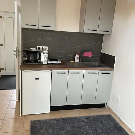 Mini Apartment *